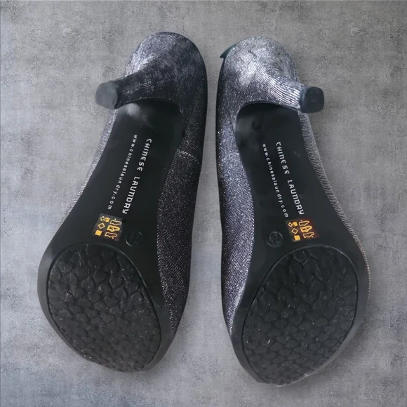 Chinese Laundry Silver Glitter Peep-Toe Heels - Picture 4 of 5